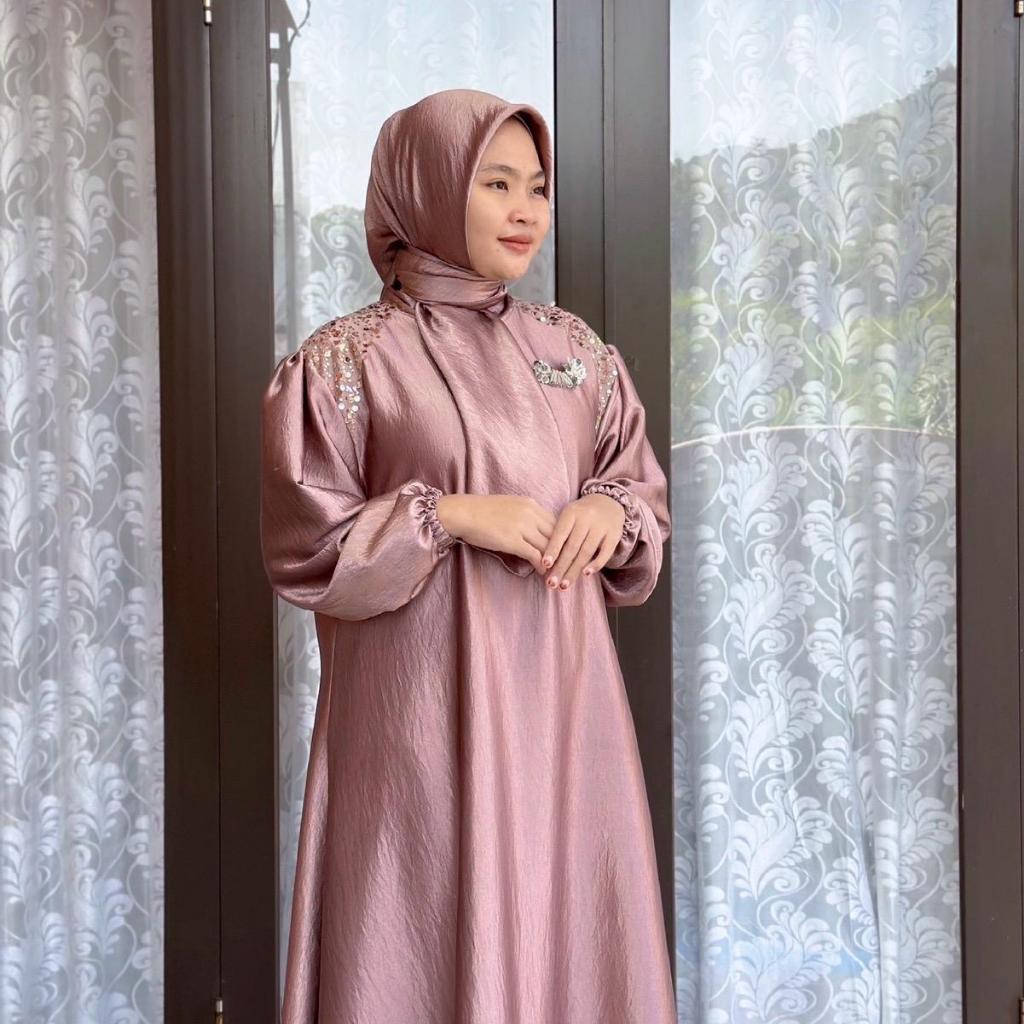 Saukia Dress Gamis Set Hijab Segiempat Bahan Wakatobi Mix Sequeen